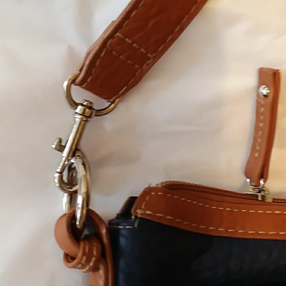 Handbag - Picture 4 of 6